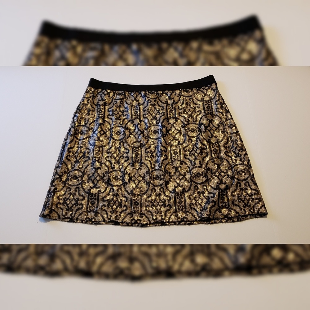 Max Studio bl and gold sequin skirt, NWT, size XL